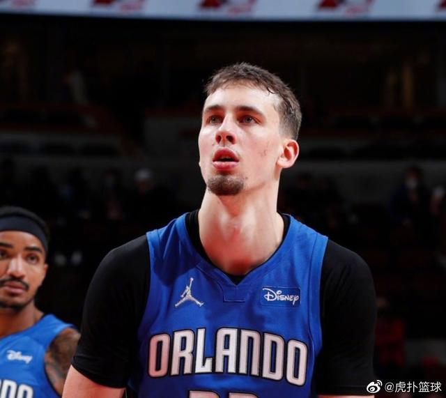 巴塞罗那等 巴塞罗那等